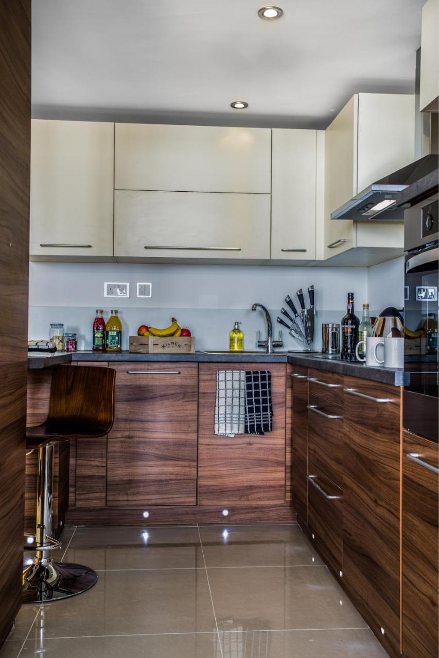 Livin' Serviced Apartments Уотфорд Стая снимка